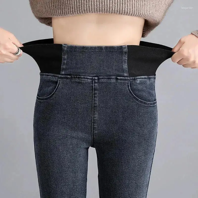 Jeans pour femmes Summer Thin Elastic Automne Wincm Winter Plans grand pantalon de crayon de hanche plus taille de trajet