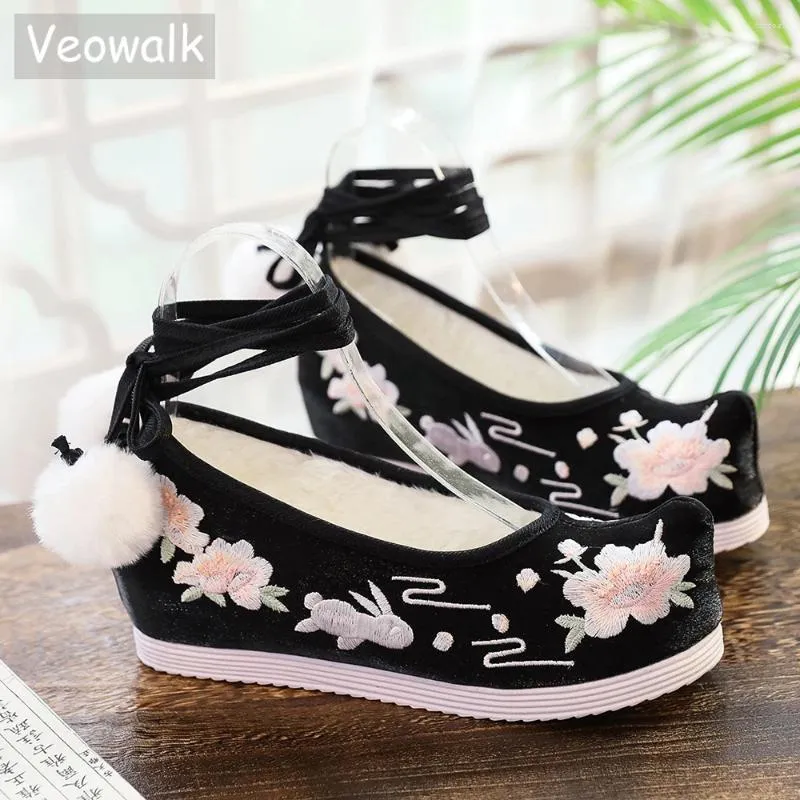 Casual Shoes Veowalk Winter Women Warm Furry Plush Foder Satin Cotton Platform Ankle Strap Low Top Ladies broderade sneakers