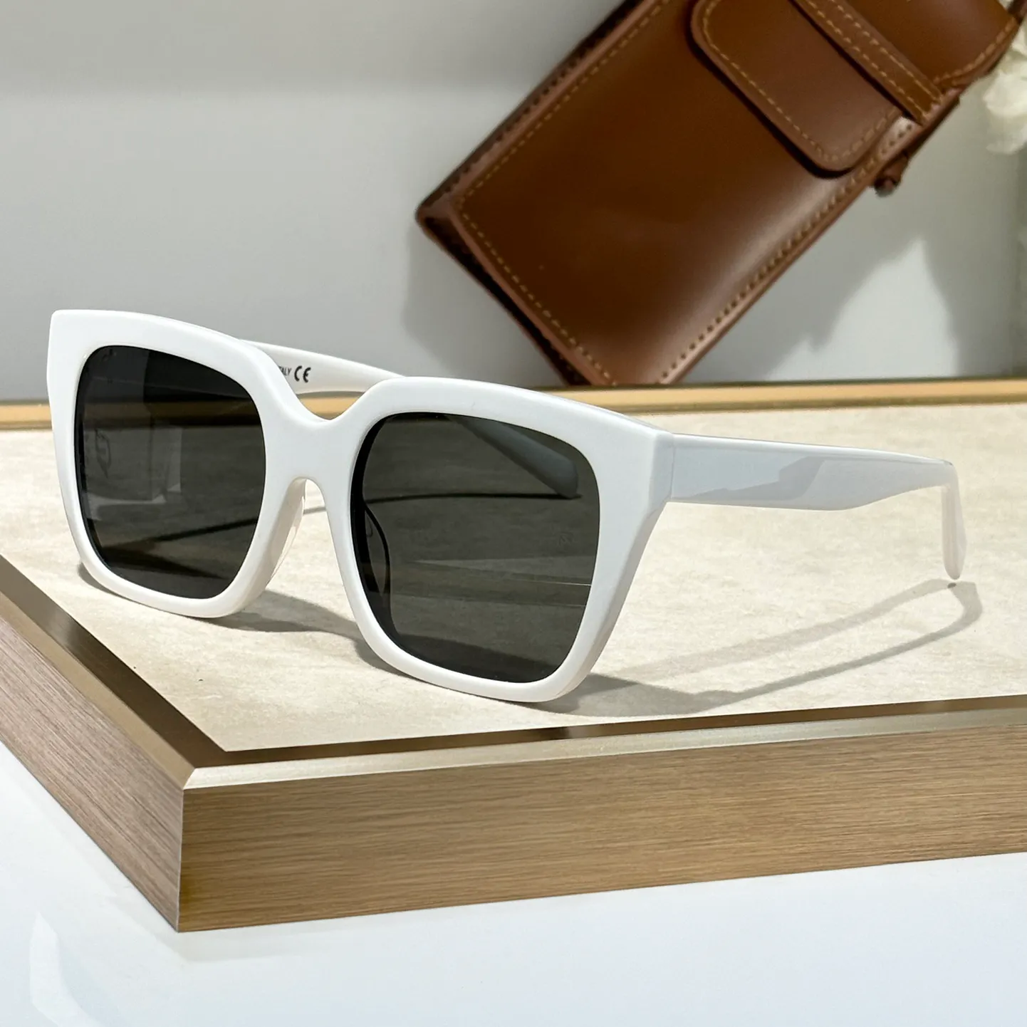 Солнцезащитные очки для мужчин, женщины, лето 40198 модельер стильный стиль на открытом воздухе в стиле вождения антиультравиолетовой ретро-тарелка квадратная полная каркасные очки.