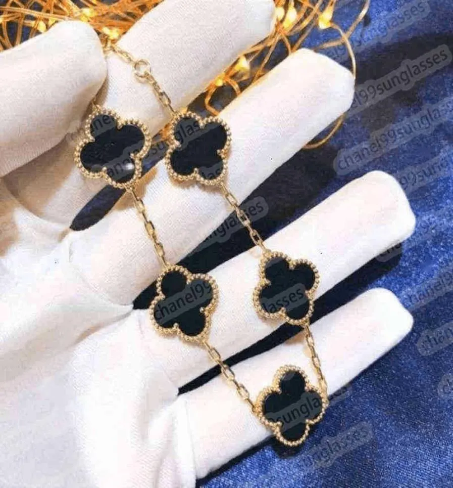 Fashion classique 4 Bracelets de charme de trèfle à feuilles de feuilles Chaîne de bracelet 18K Gold Agate Shell MotherOfPearl pour Womengirls Linkd1to A13163882