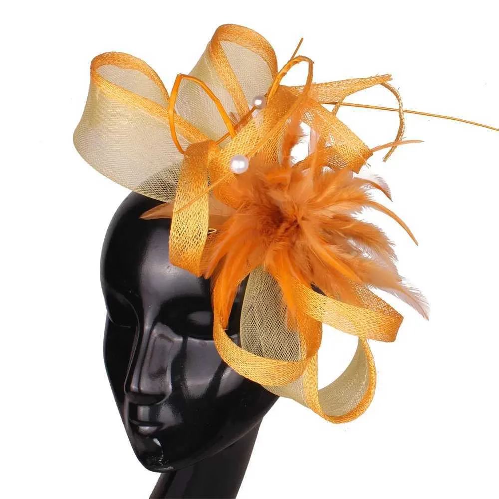 Chapeaux à bord large chapeau seau Gold Feather Fascinator Wedding Bridal Hairclip Chapeau Minlinerie pour la fête Cocktail Headpiece Lady Floral Match Headwear Y240426