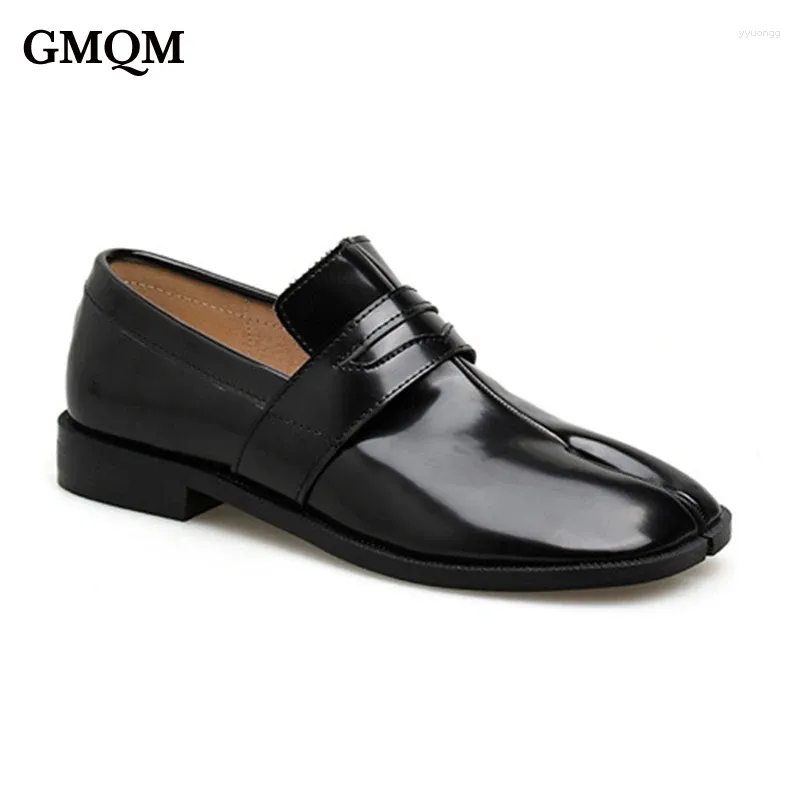 Dress Shoes GMQM Brand Fashion Women's 2024 Loafers Slip-on Patent PU Split Toe Flip Flops Flops British Style Office Lady