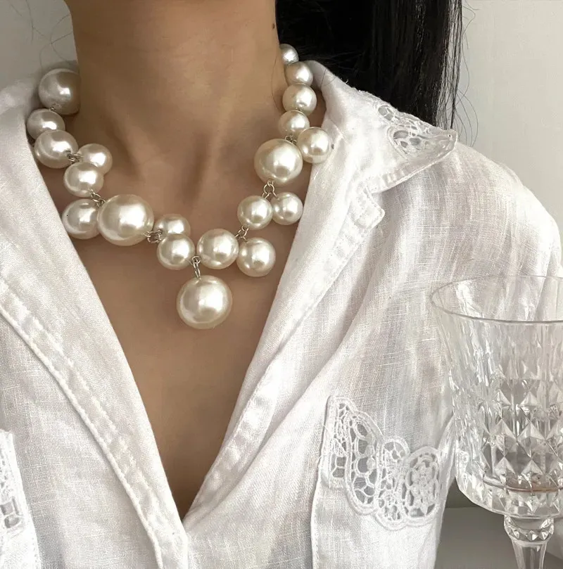 Yangliujia Pearl Collier European et American Style Personality Collier Mme Girl Travel Wedding Accessoires 240428