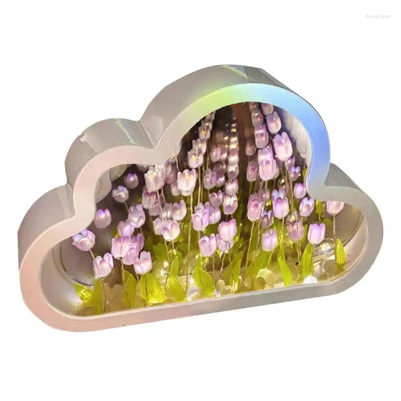 Figurines décoratives faits à la main DIY Cloud Tulip Mirror Small Night Light Girl Salon Decoration Bureau Decoration Gift Home