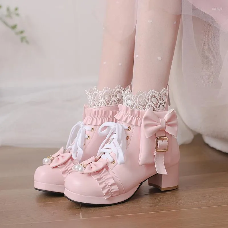 Boots 2024 Lolita Style Sweet Lace Edge Belt Buckle Bow Short for Girls Croffles Croffles Party Princess Shoes 7 8 12 14 16 18