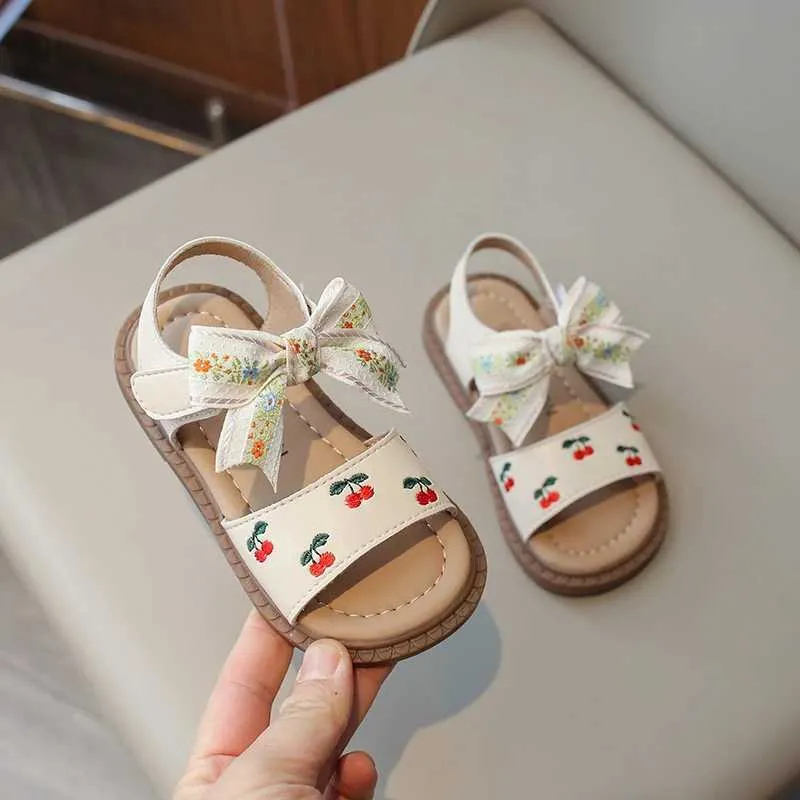 Sandalen Mädchen Schuhe Kinderprinzessin Mode Sandalen neue Sommer kleine Baby Kinder weiche Sohle Wohnungen Größe 22-31