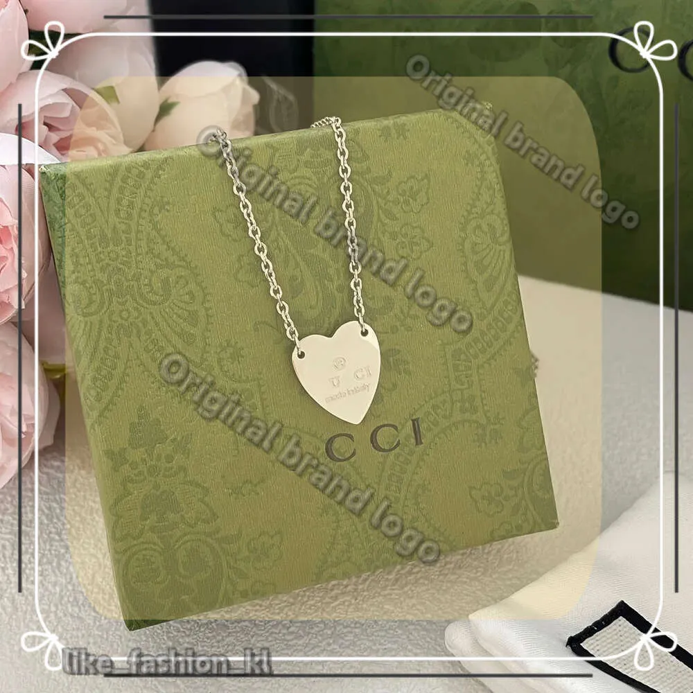 Brand Heart Pingente Design para Women Women Silver Tiffanybead Colar Design Vintage Gift Long Chain Love Love Casal Jóias de Jóias de Jóias Celta Celta Cadeia 345