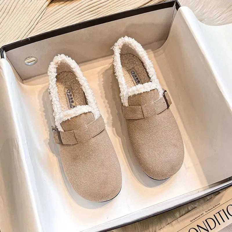 Casual schoenen Big Size Woman Loafers met bont ronde teen modis vrouwelijke sneakers klompen platform grote winter slip-on 2024 mocca