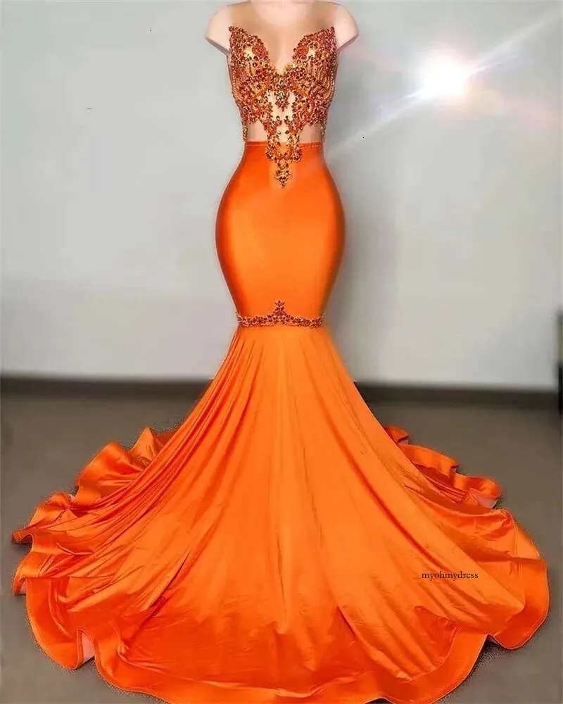 وصول جديد Orange Diamonds Mermaid Prom Dresses 2024 شفاف بريق حبل الكريستال وحشيات الرفاه الفتيات السوداء حفلات عيد ميلاد 0431