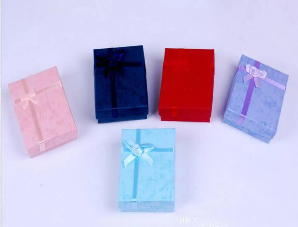 7cm9cm25cm Affichage BoxJewelry Box Boxnecklace Boxgift Boxes 48PCSLOTASSORTED COULEU