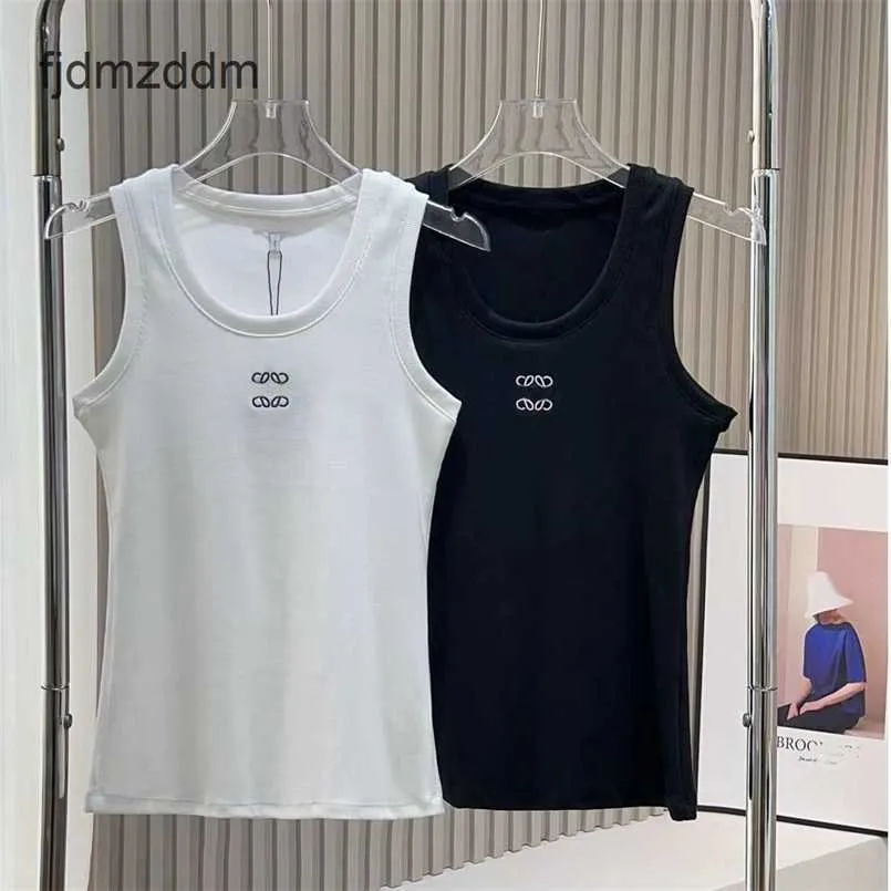 Designer T -Shirt Frauen geschnittene Top -Shirts Panzer Anagramm reguläre Baumwolltrikot Camis weibliche T -Shirts Stickerei Strickwege für Sport Yoga Einfache Weste