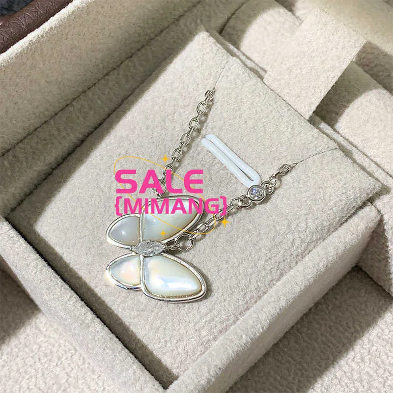 Van Cl AP Classic Fanjia V Gold Blue Butterfly Necklace White Fritillaria High Edition Edition Versatile ed elegante Elegance Light Luxury Collar Chain FEMM FBQO