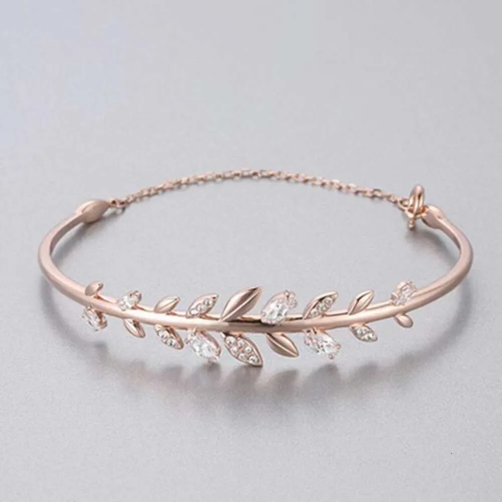 Swarovskis Bracelet Designer Women Oorspronkelijke kwaliteit Luxe Mode Crystal Fresh en Sweet Leaf Bracelet Simple Olive Tree Branch en bladarmband