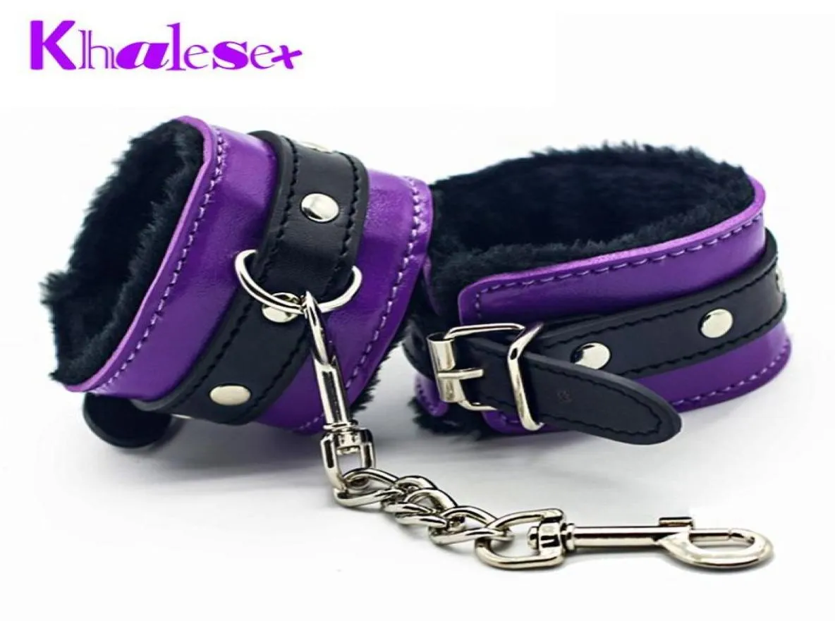 Purple Soft PU Le cuir menottes confortable Férry Férassage Férassage Produits sexuels Cuffs Bondage Slave Sex Toys For Couple Q45601661