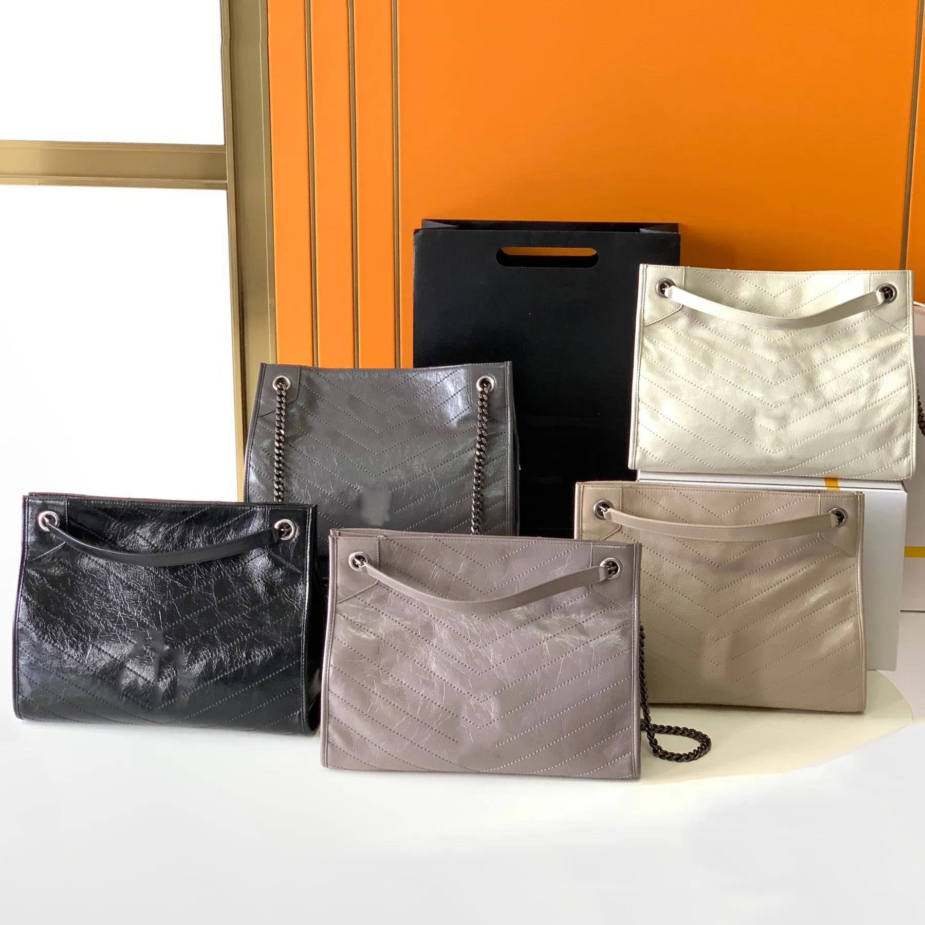 Bolsa de grife de grande capacidade Mulheres compras Bolsa de luxo Bolsa de couro encerada Buckle magnética Bolsa Crossbody Trabalho Viagem Compras Bola casual de alta qualidade