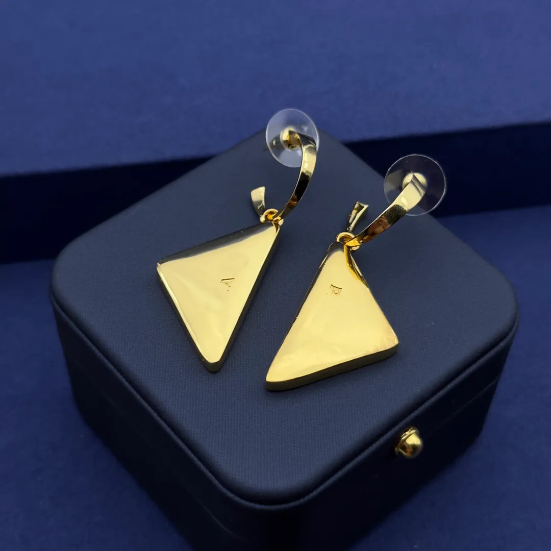 Brincos de garanhão preto da marca feminina Triângulo Triângulo Longo Tassel Prad Cadeia Dangle Drop Ear Gold Eardrop Earsings Designer para Woman Luxury Jewelry Gift 125