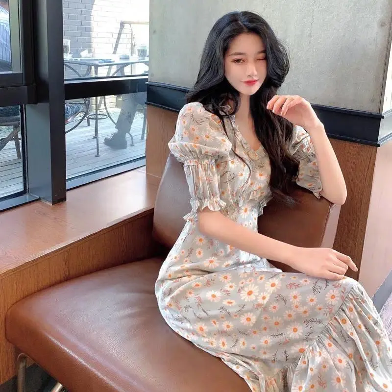 Robes décontractées mode coréenne vintage midi robe fête à manches courtes sweet sweet imprimement conception d'été élégant daliy femmes