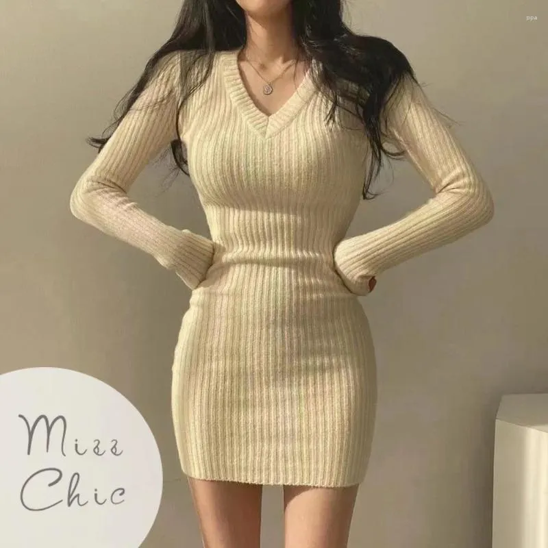 Casual Dresses Fashionable And Unique Maillard Hip Wrap Skirt 2024 Winter Pure Sexy Tight Knitted With Sweet Fresh Bottom