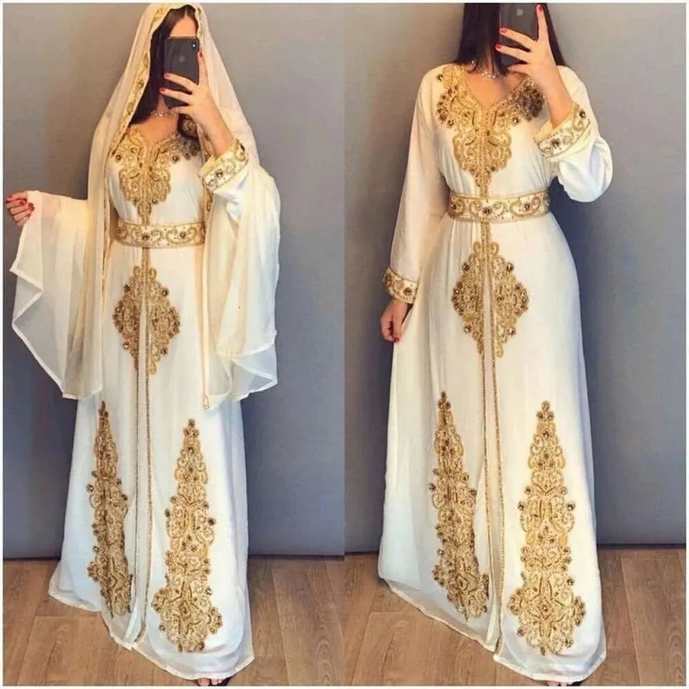 Caftano caftano musulmano di classe marocchina abiti da sera oro Appliques perle Dubai Arabo Turchia Abaya Abiti di fine anno islamico