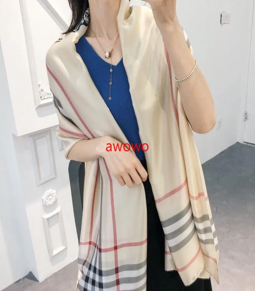 Classic plaid UK royal brand silk scarves super soft beach sunresistant shawl scarf for women noble luxury headband wrap5330860