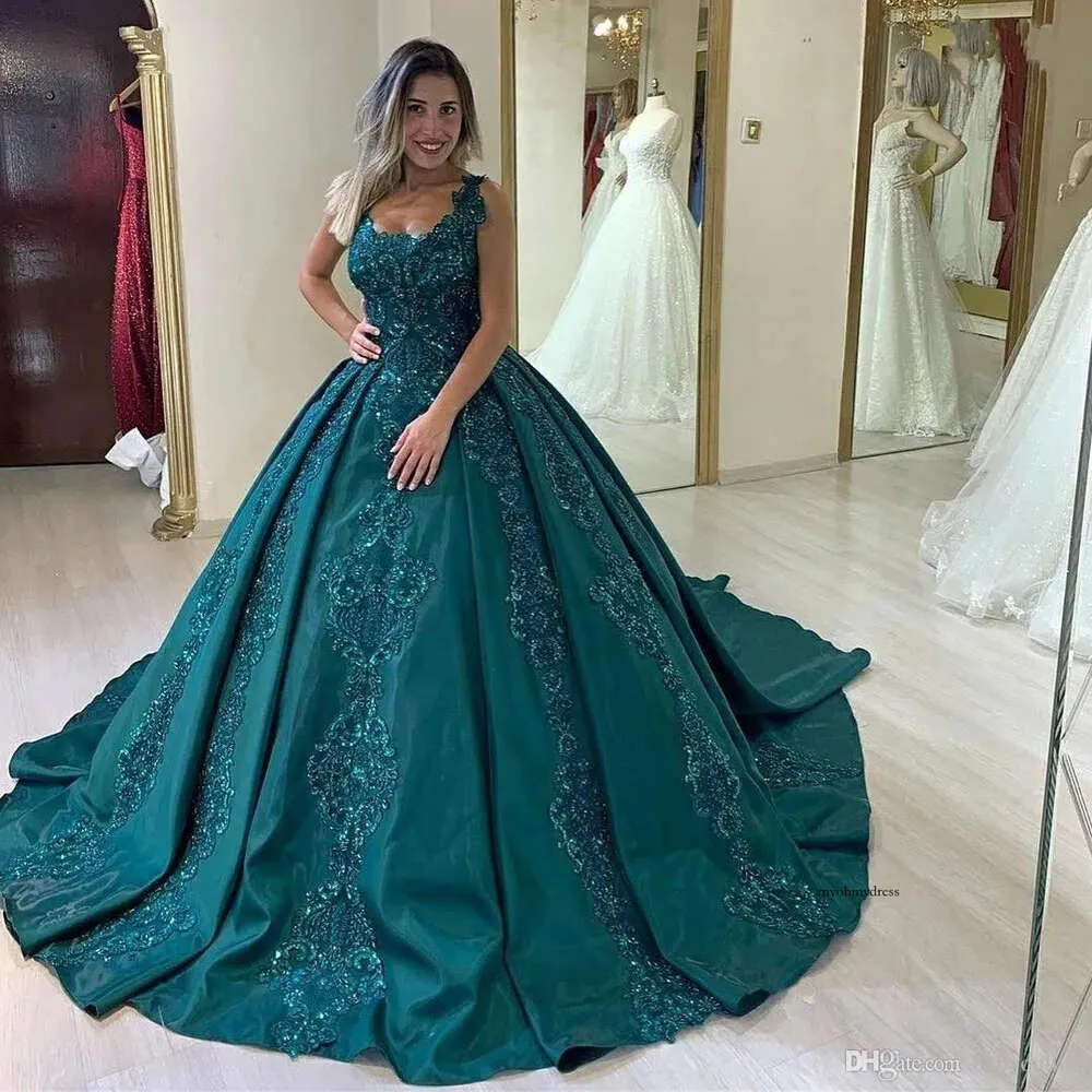 Modest Teal Beaded Lace Ball Gown Quinceanera Dresses Beadings Appliques Sweet 16 Ball Gowns Sequins Celebrity Prom Evening Gowns Vestidos 0430