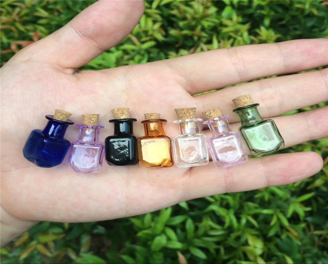 Whole Mini Glass Color Bottles Rectangle Cute Bottles With Cork Little Bottles Gift tiny Jars Vials Mix 7Colors 9627601