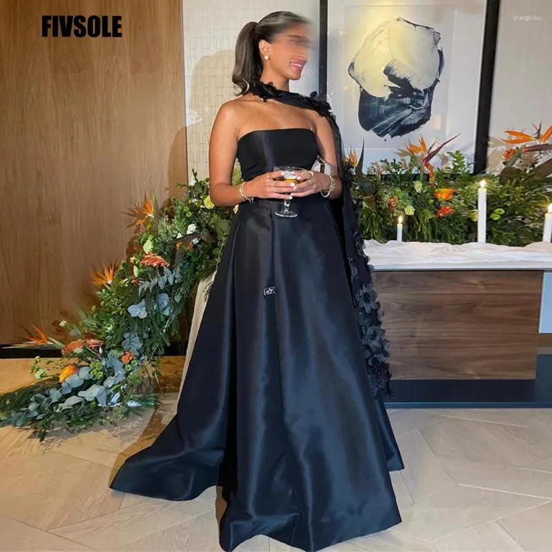 Feestjurken FivSole Zwart Saoedi -Arabië Avond strapless met 3D Flowers Prom jurk Dubai Mouwloze speciale gelegenheid jurken