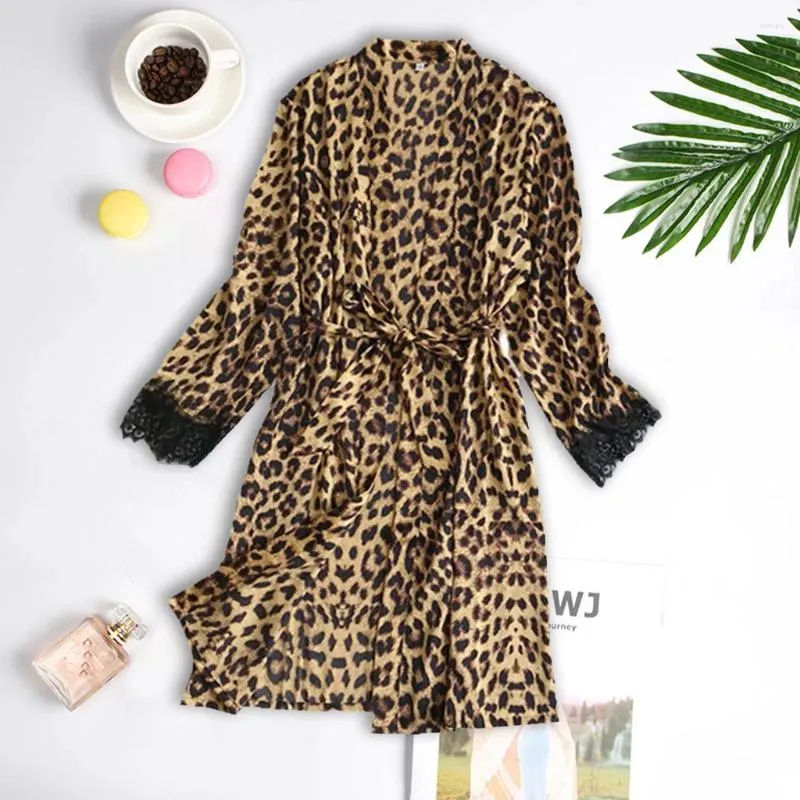 Women's Sleepwear Fashionable And Comfortable Leopard Print Lace Trim Pajama Set With Three Pieces Hanging Bag