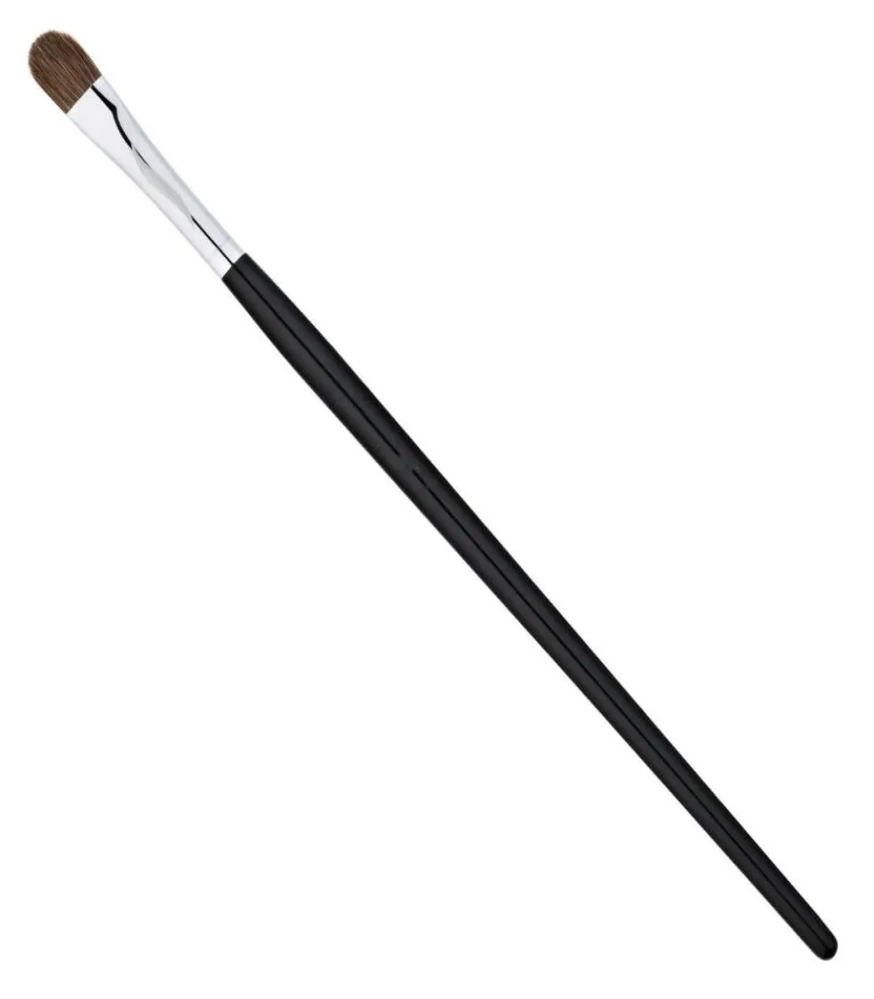 15 Pro Small Shadow Brush