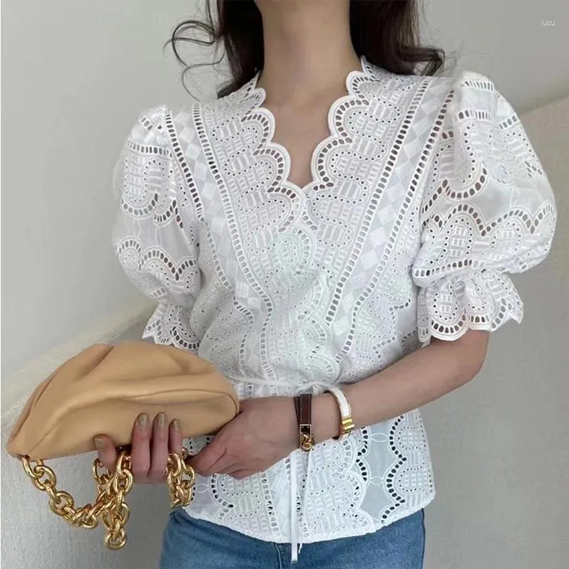 Women's Blouses Summer Lace Tops Women V-Neck Temperament Fashion Koreaanse versie Flared Sleeves voor 2024