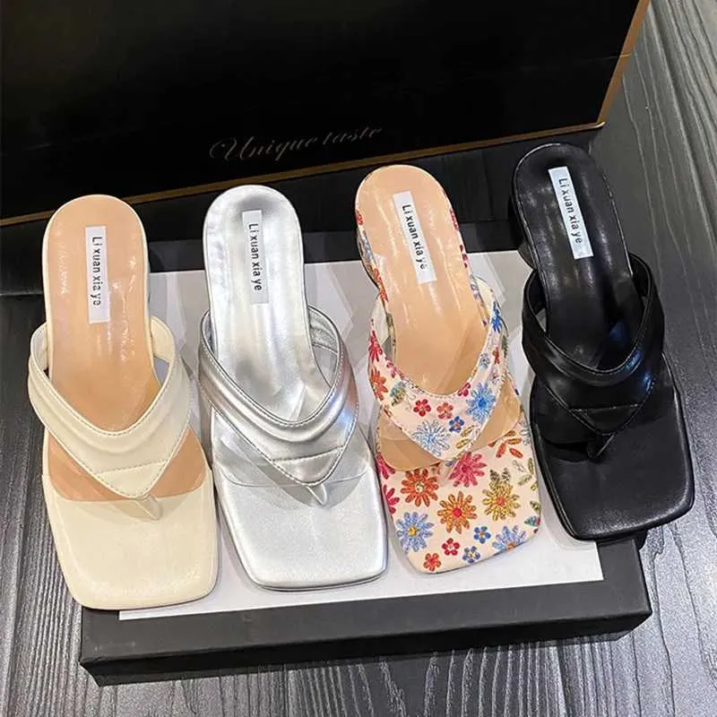 Dress Shoes Low Heel Slippers Women Summer Fashion Comfort Clip Flip Flops Lightweight Non-slip Design Sandals Slides Sandalias De Mezclilla H240430