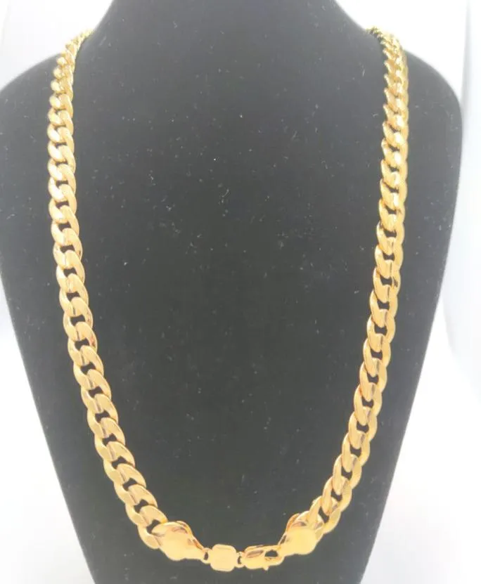 Collier de chaîne de liaison cubaine de Dubai Men039 à la main dans la pave à l'or estampillé à 18 K Curb9052625