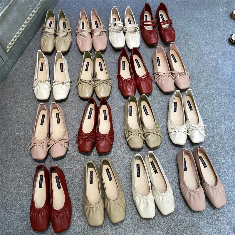 Casual Shoes Flat Women's 2024 Spring and Autumn Retro Square Square Bow Solid Scoop Ladies Plus Size