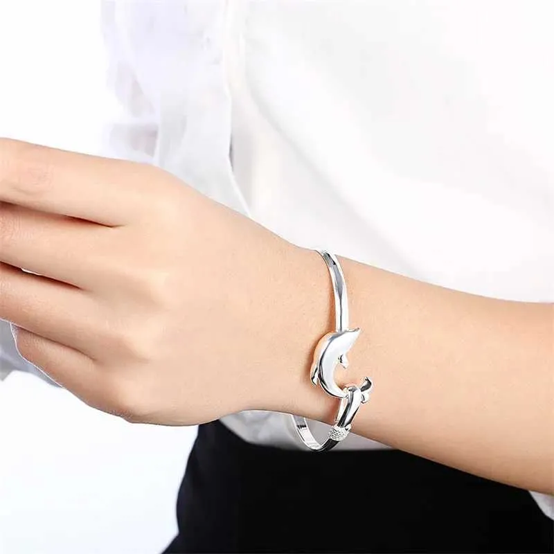Kedja 925 silverarmband armband för kvinnor bröllop flicka favorit gåva högkvalitativ smycken mode ädla temperament delfin