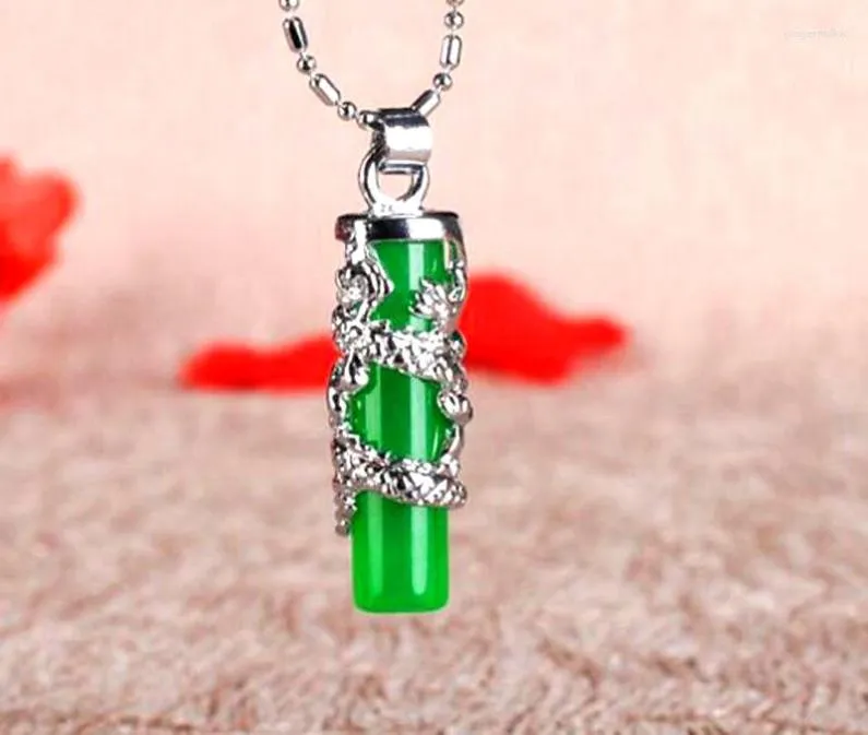 Hänghalsband qingmos äkta 10 37mm cylinder naturlig grön jade halsband för män med drake design 17quot cord chokers3188435