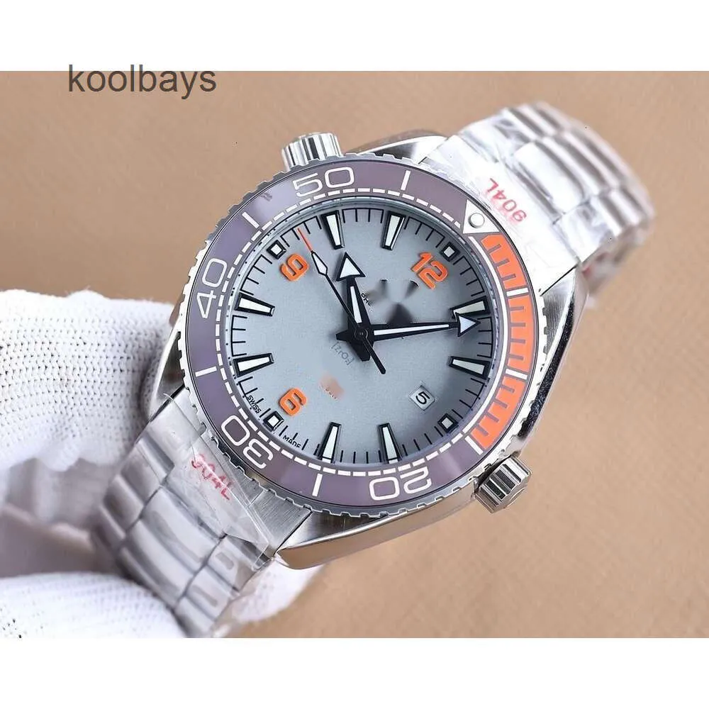 Superclone Designer Watches Waterproof Sapphire Mirror Högkvalitativ armbandsur omig Sea Master Watchmen Ceramic Bezel Relojes 2Typ