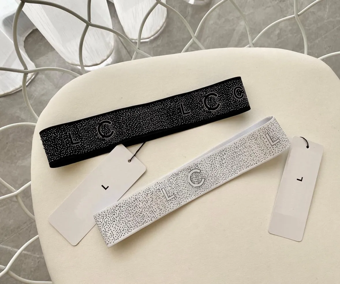 2Colors Luxury Designer 3D LOGO Pannband Black White Brand Letter Print Elastic pannband för kvinnor och män Fashion Hair Bands For5625128