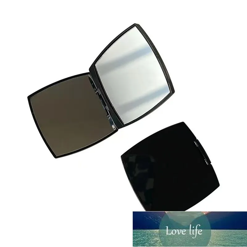 All-match Portable Mirror Portable Mirror Women Carry Makeup Mirror Double-Sided Makeup This Poisonous Moth Flip Simple