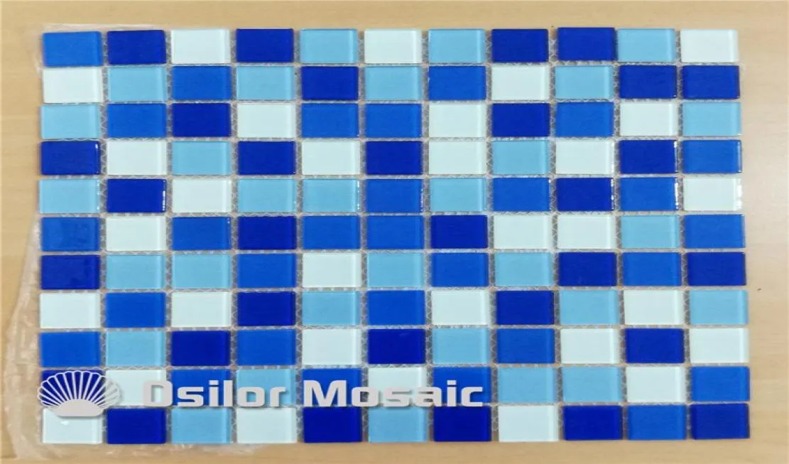 Mieszane niebiesko -białe kryształowe i szklane mozaiki do łazienki i kuchenki płytki basenowe Płytka 25x25 mm 4 metry kwadratowe na LO7768224