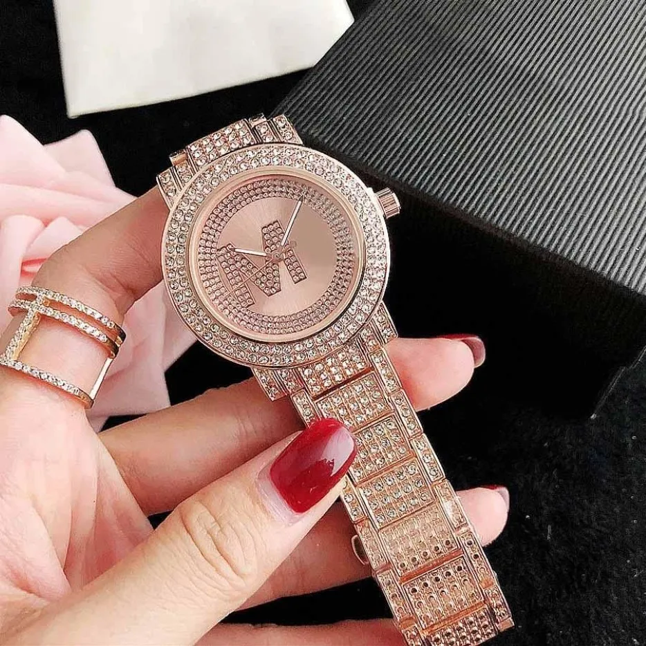 Elegant woman Lady Girl Diamond Crystal Big Letters Style Metal Steel Band Quartz Wrist Watch Brand gift charming grace durable hi282L