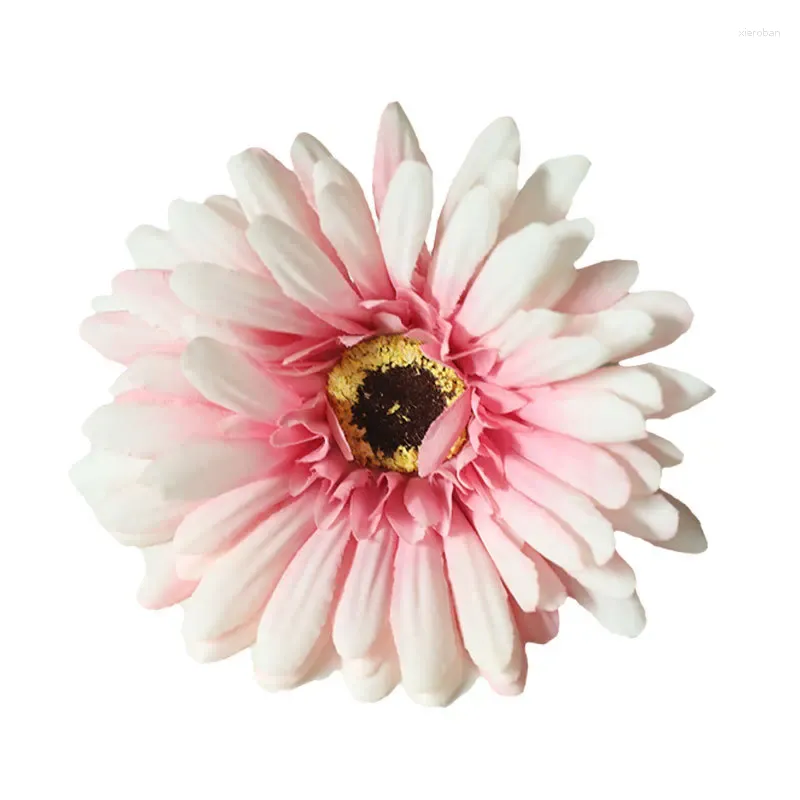 Fleurs décoratives 20pcs Simulation Gerbera Tête de fleur artificielle à la maison Décoration de la soie fond de mariage