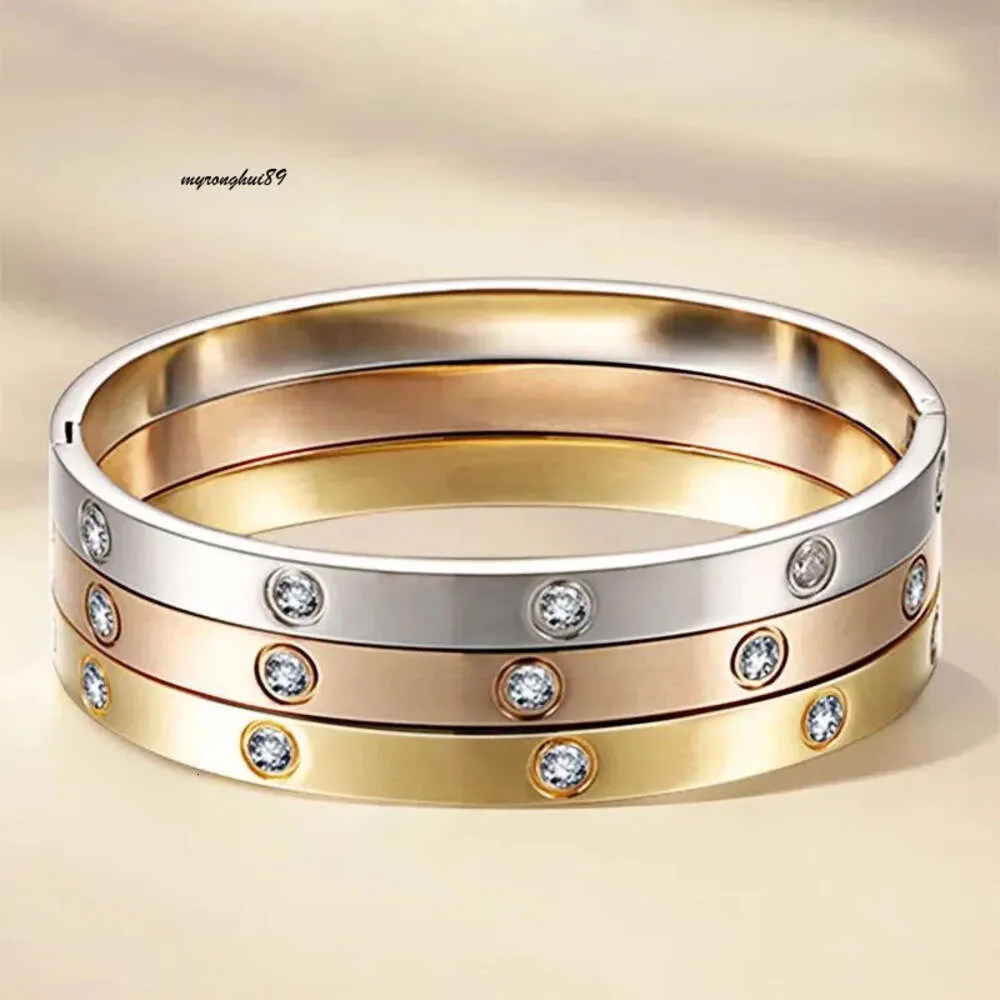 Insegnanti unghie per diamanti per diamanti per donna Bracciale in acciaio in acciaio in acciaio placcato mai in fase di braccialetti d'oro non allergici