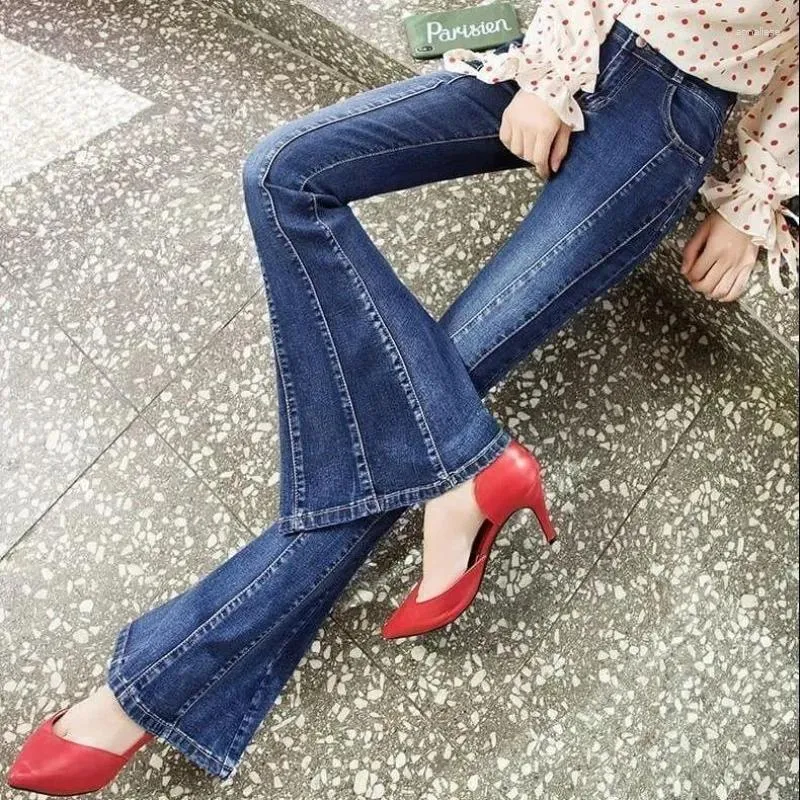 Frauen Jeans Damen hohe elastische Taille ausgestattet Hosen Frauen Stilvolle blaue Flare Mode weibliche Jeanshose Aufermaßen dünne Weitbein Pant G73