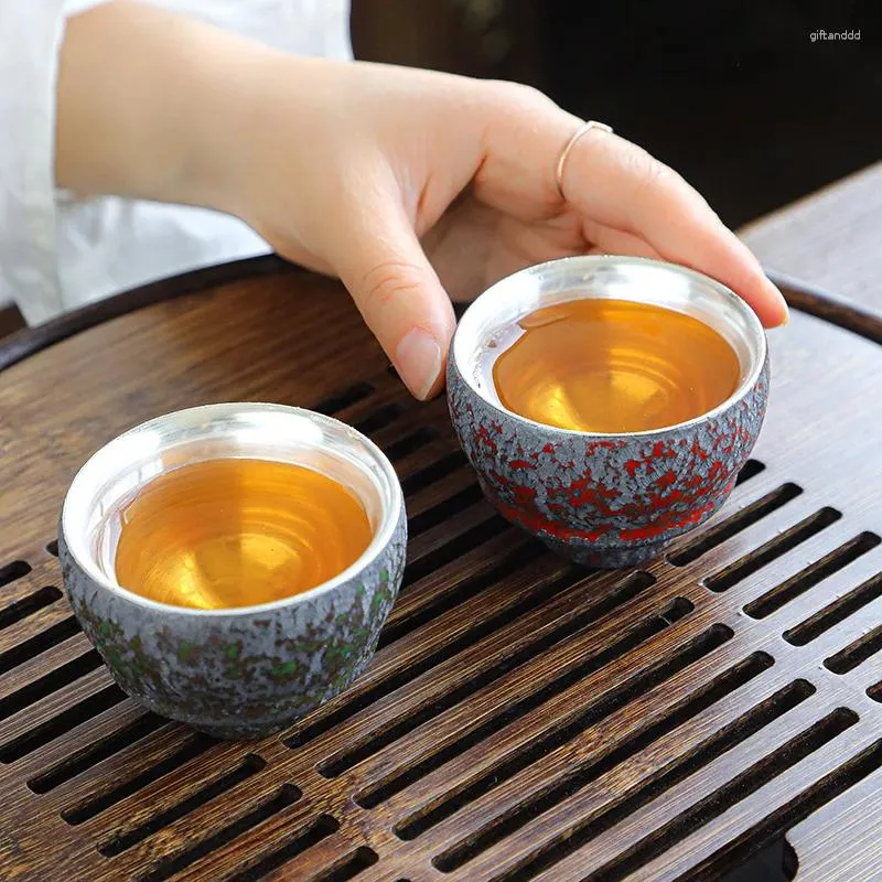 Tasses à thé en céramique en céramique tasse argentée chinoise Master Houseware incrustée avec boîte cadeau de tasse à café cérémonielle