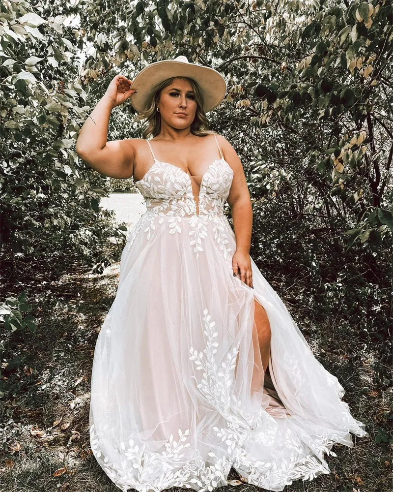 Wedding Dresses Bohemian Chic Plus Size: Spaghetti Strap Leaf Lace