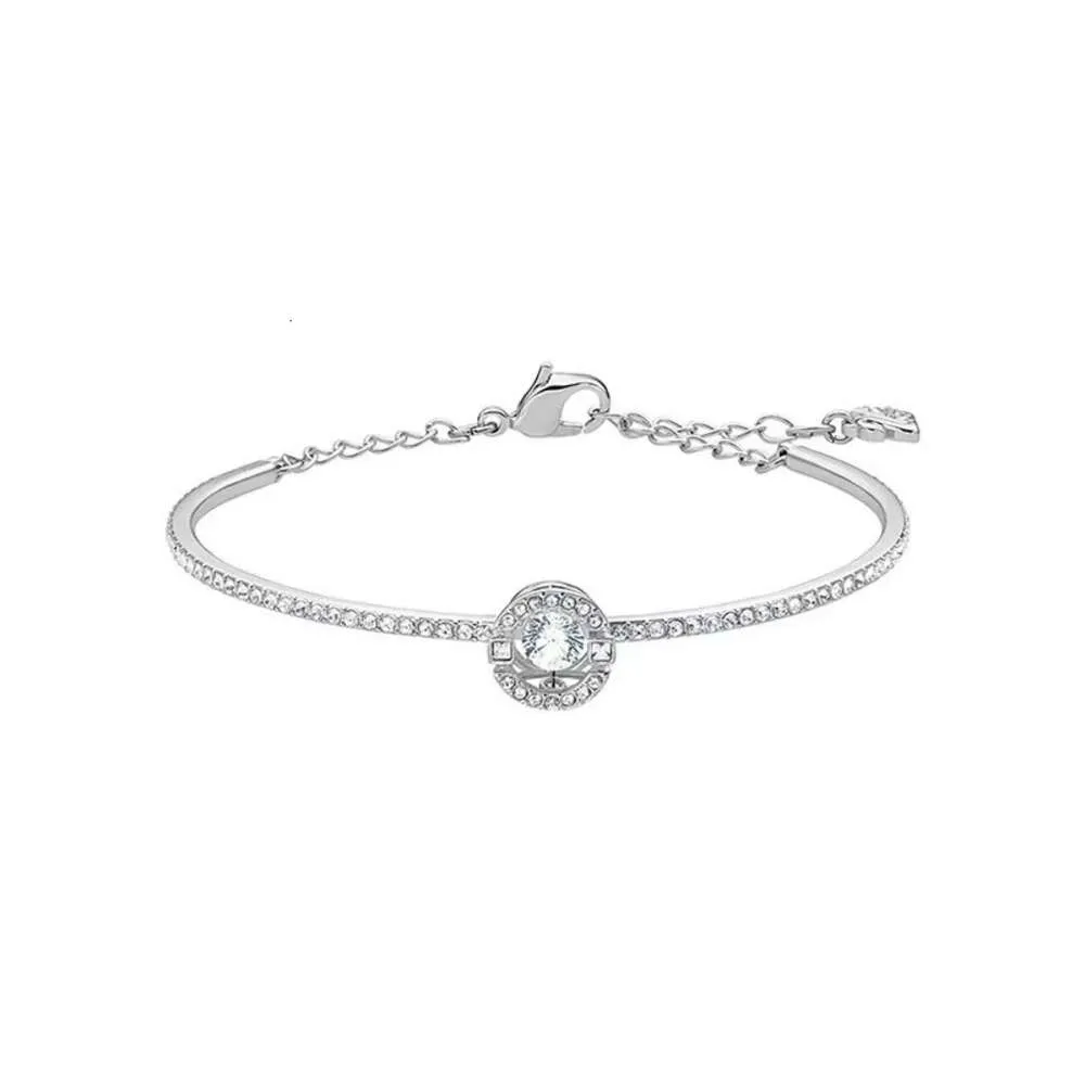 Bracciale Swarovskis Bracciale Donne Donne originale di qualità Luxury Beating Heart Circle piena di diamanti Bracciale dinamico Bracciale scintillante e salto