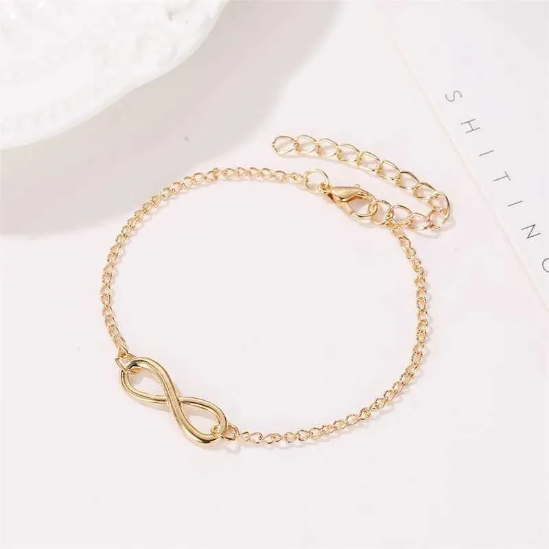 Catena semplice Bracciale a sfioro in argento d'argento dorato per donne numero 8 fascino braccialetti braccialetti alla moda insolita festa di gioielli amante