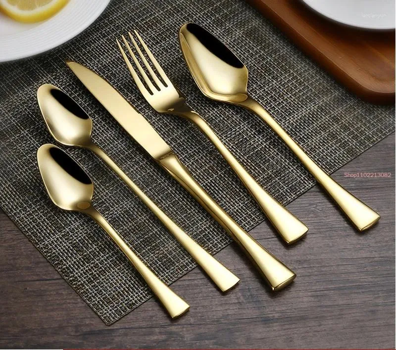 Ensemble de couverts 5pcs Set Golden en acier inoxydable en acier en inoxydable El Table Metal Dîner européen Cutlery Knife Dinning Fork and Spoon