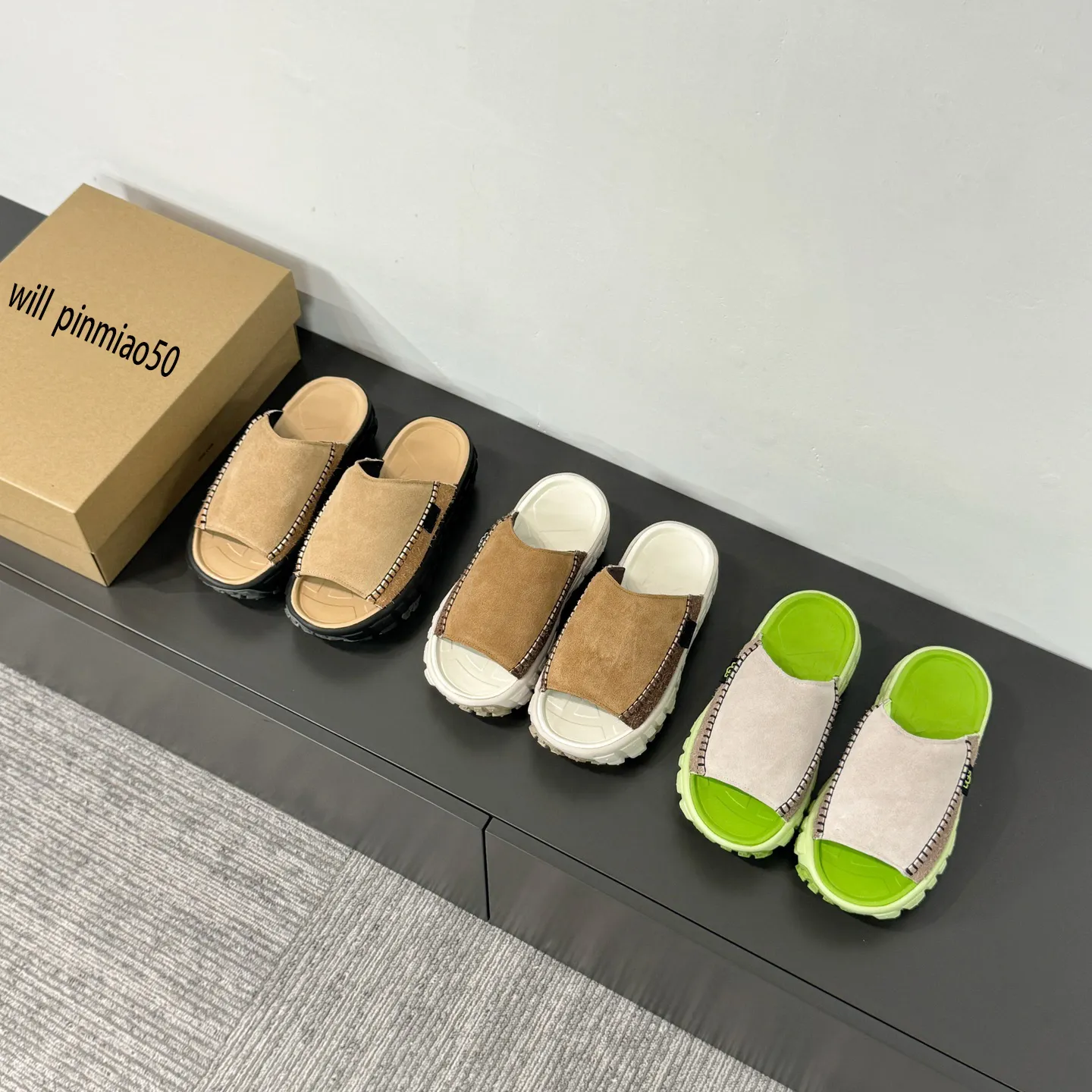Tasarımcı Sandalet Kadınlar Sandale Terlik Avustralya Slaytlar Ayakkabı Lastik Alt Terlik Platformu Terozlu Gerçek Deri Klasik Kaydırıcı Kutu Üst Kalite