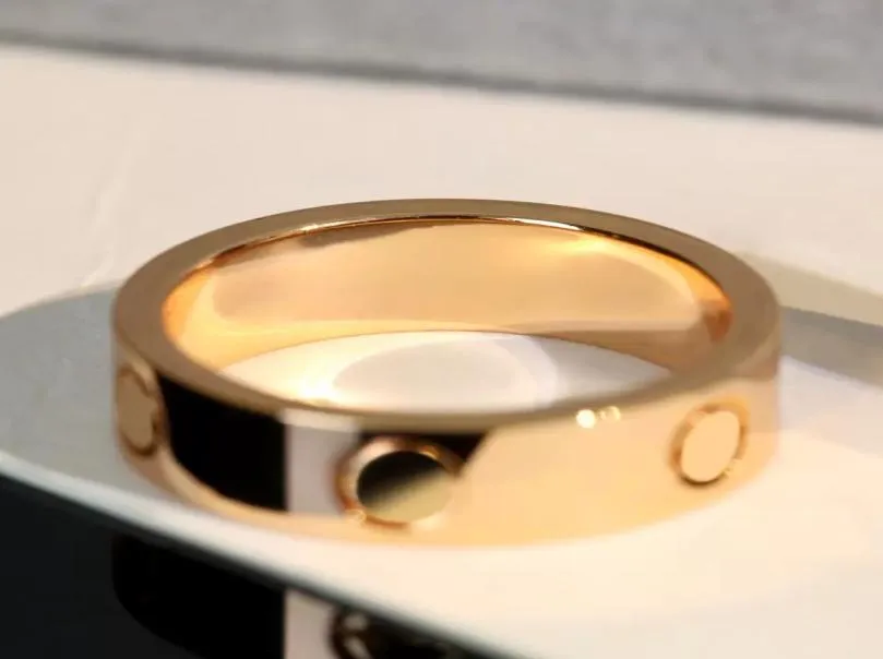 Designer Band Rings for Men Women Love Ring Wedding Engagement Bride Lettera di rame elettroplate Weang Design Fashion Loverhi